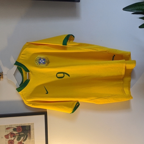 Brasil Football Jersey - Ronaldo #9 - 2006/07 - Picture 1 of 8